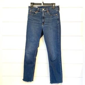 GAP Women's “cigarette high rise” Jeans. Size 6